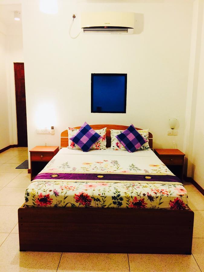 Aqua Marine Beach Resort Passikudah Exterior photo