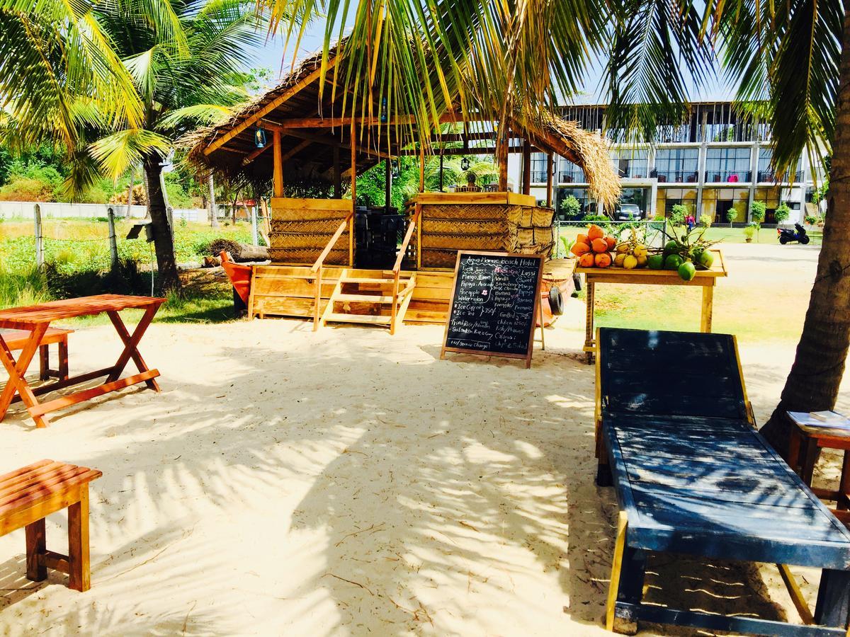 Aqua Marine Beach Resort Passikudah Exterior photo